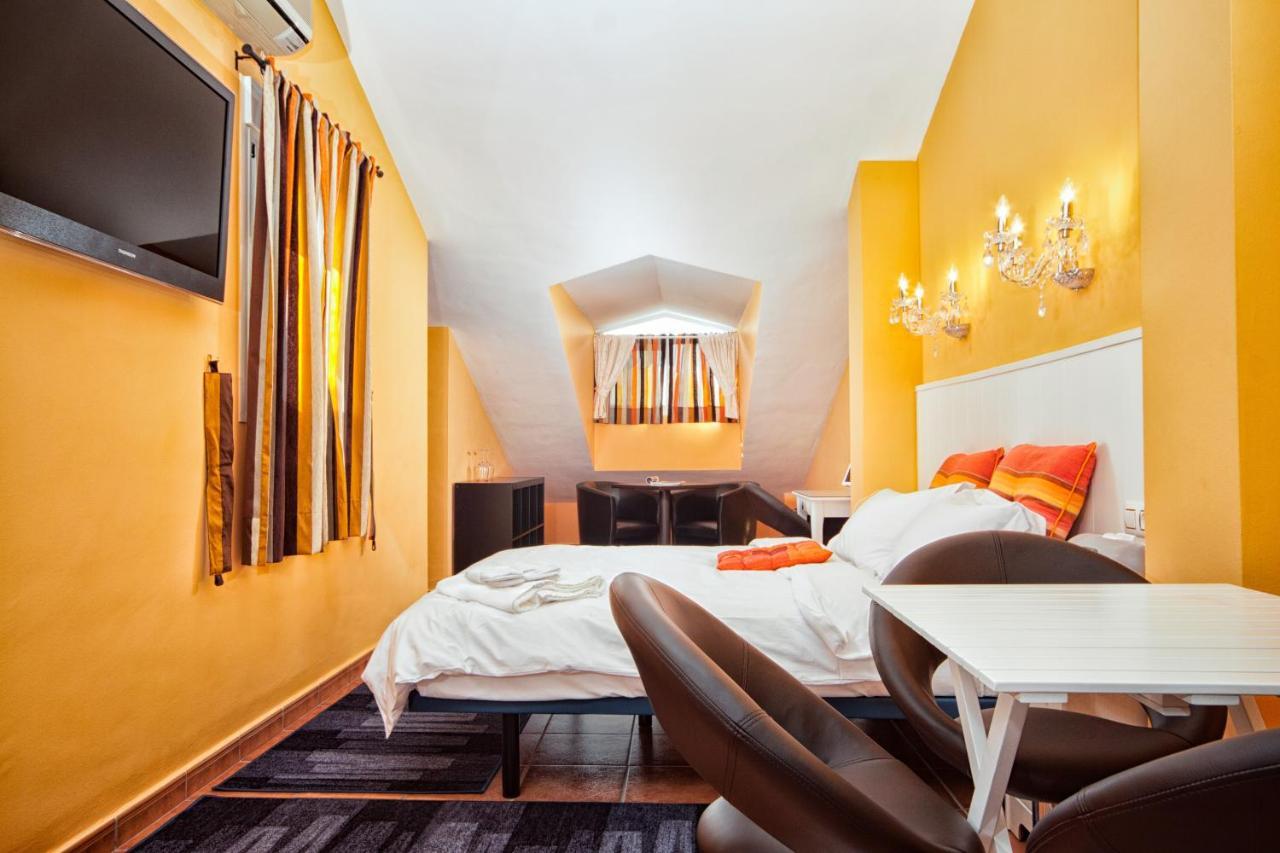 Boutique Hotel Pueblo Benalmádena Kültér fotó